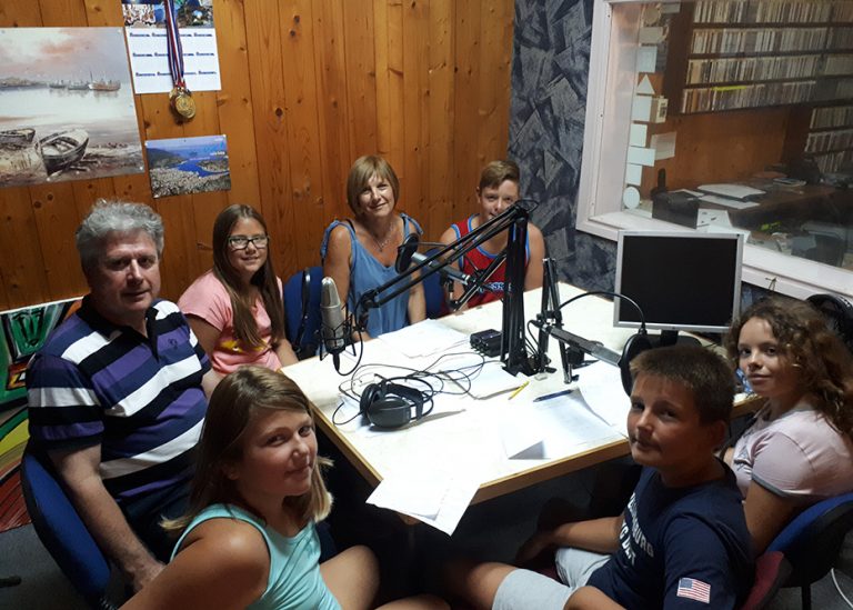 Fritaja na radiju Val