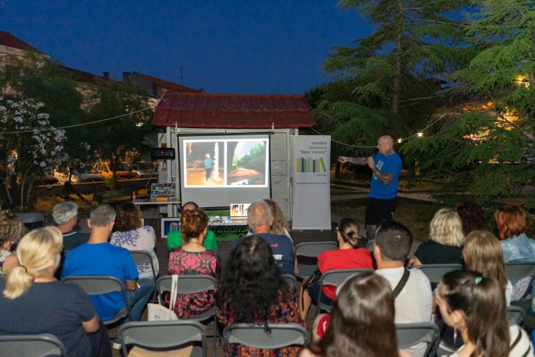 Održano predavanje „Svijet kroz moj objektiv“ u sklopu manifestacije Vela Luka Outdoors