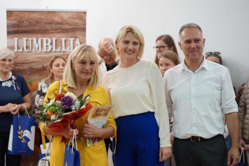 Stajun od lumblije - Izbor zlatne lumblije; (C) 2022.Anđela Šćepanović